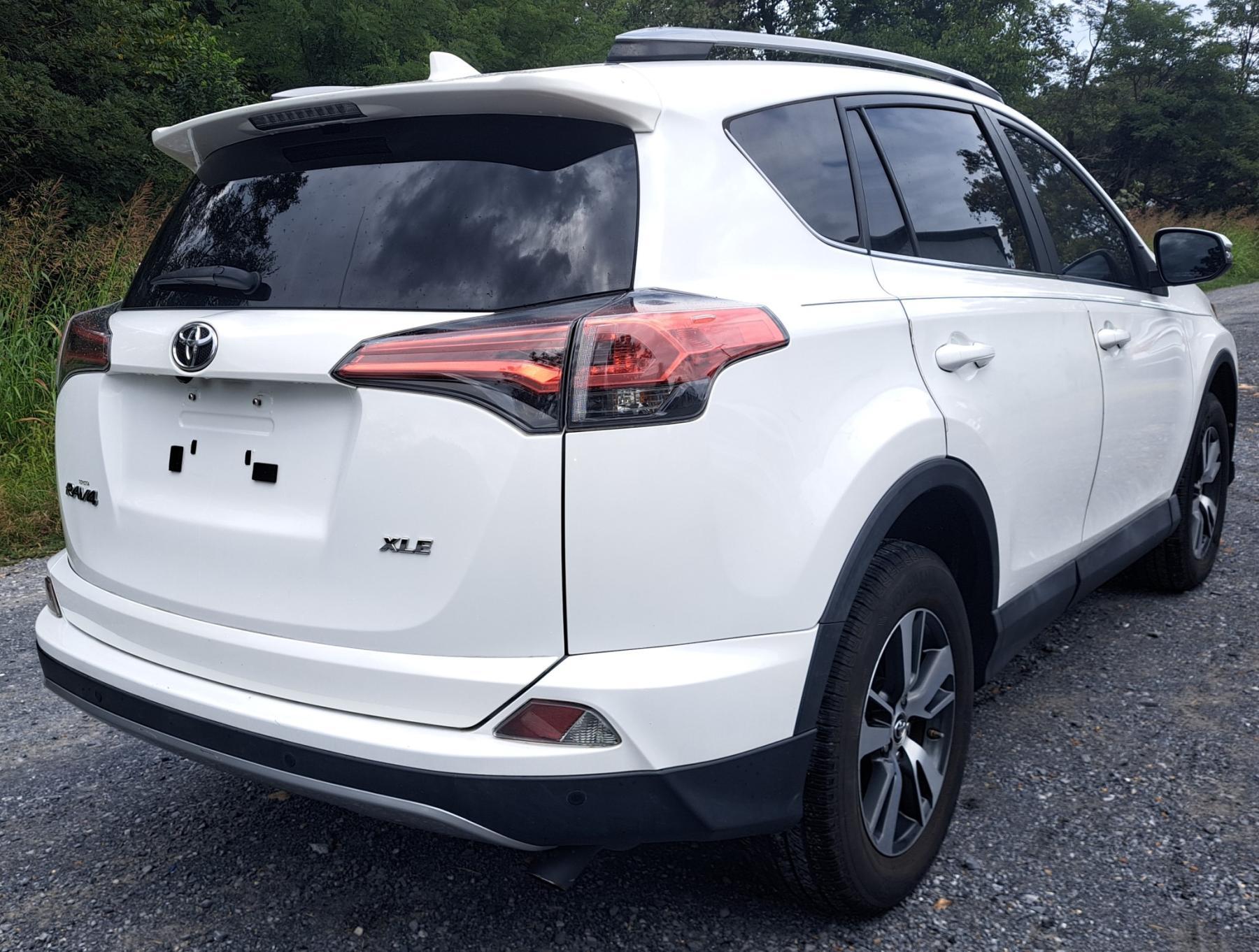 2017 Toyota Rav4 XLE