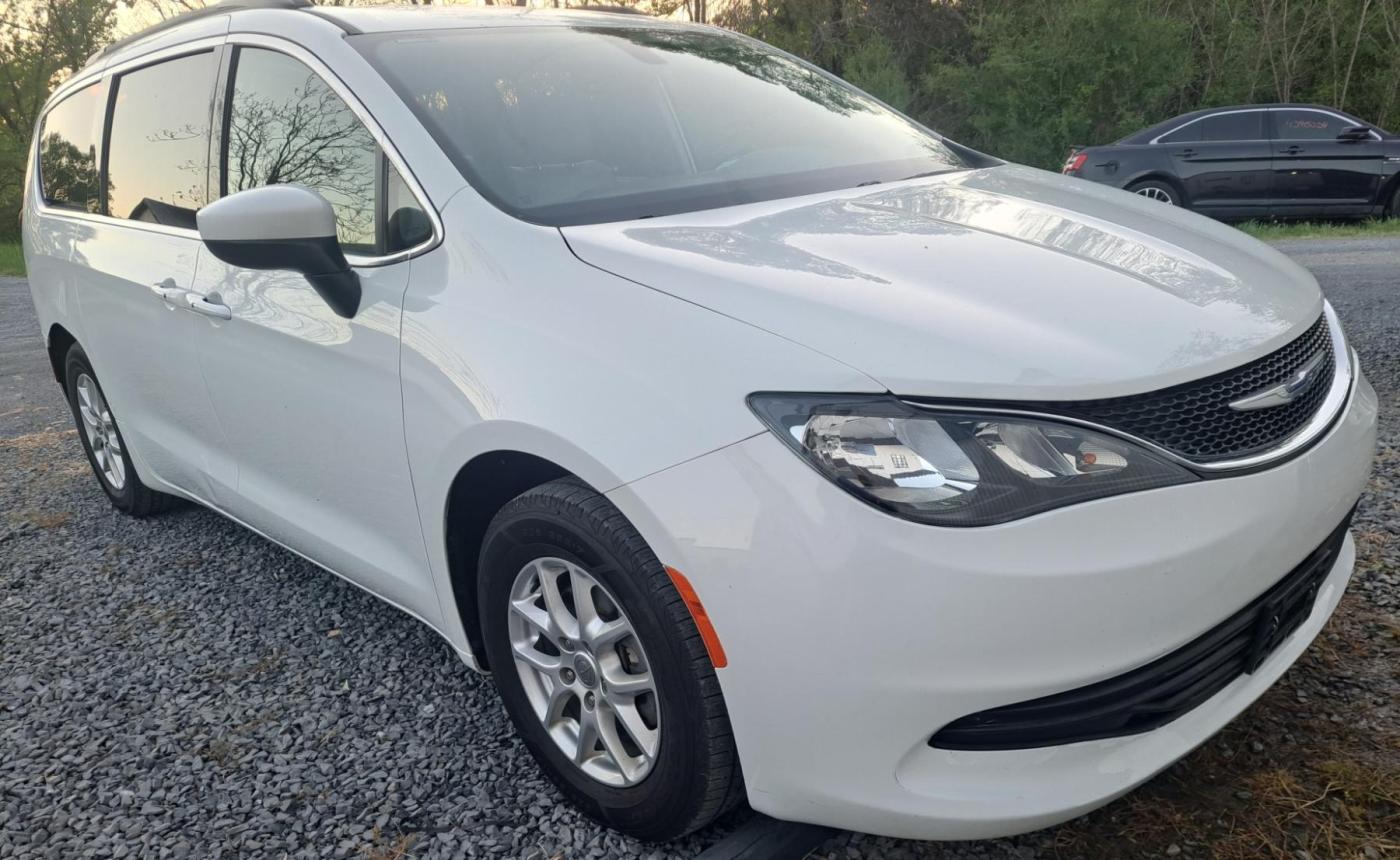 2020 Chrysler Voyager Lxi - 163484
