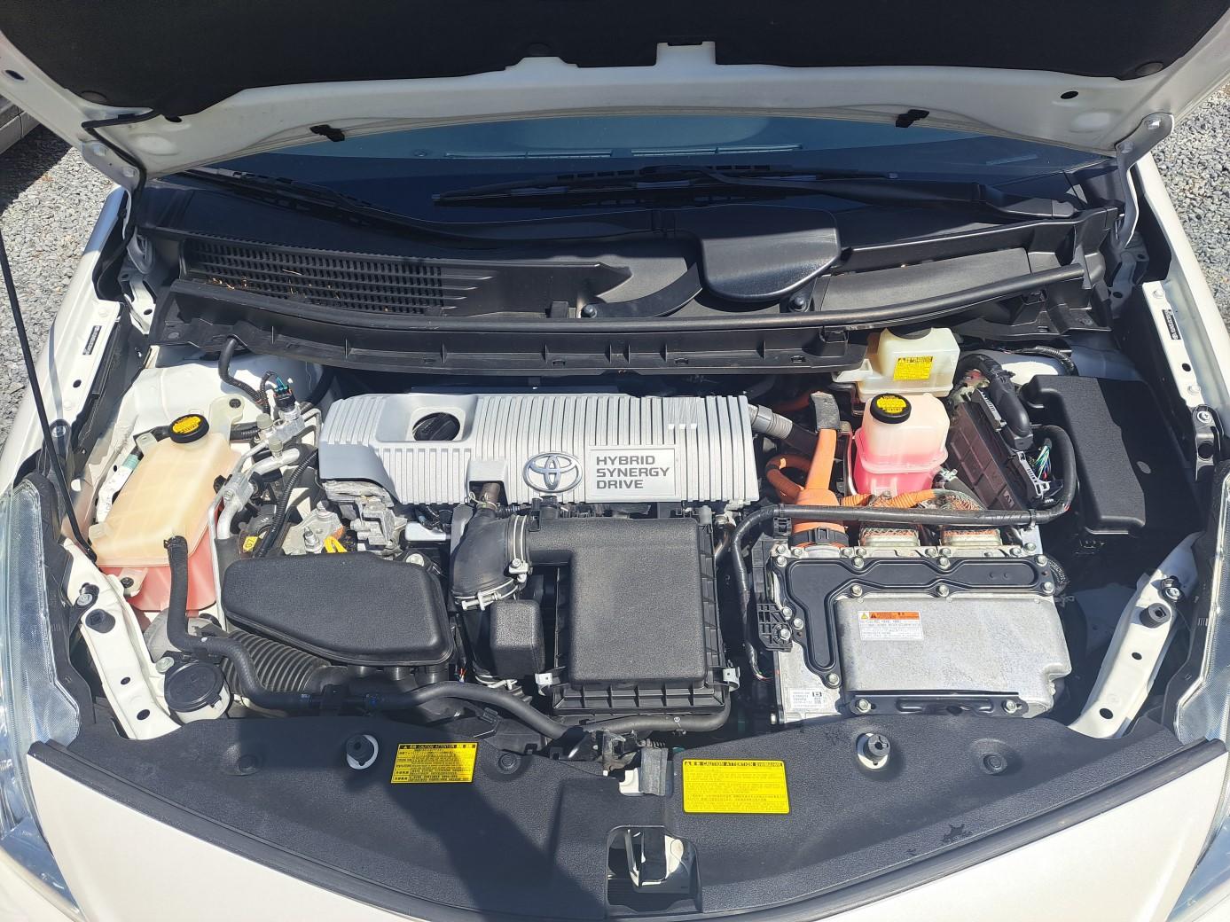 2012 Toyota Prius V Three - 081584